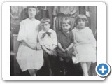 B.W. and Josie Hunt Family-1923